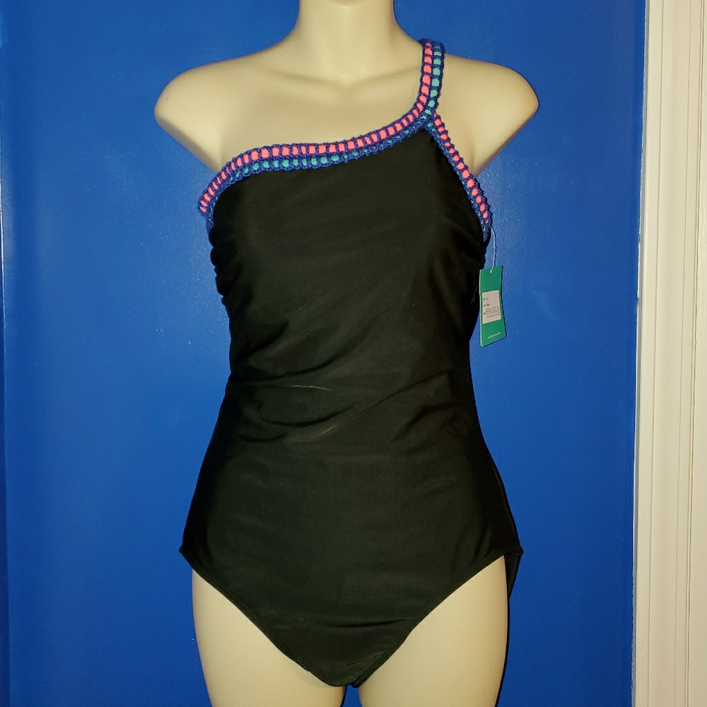 Cute Seekers one shoulder one piece
